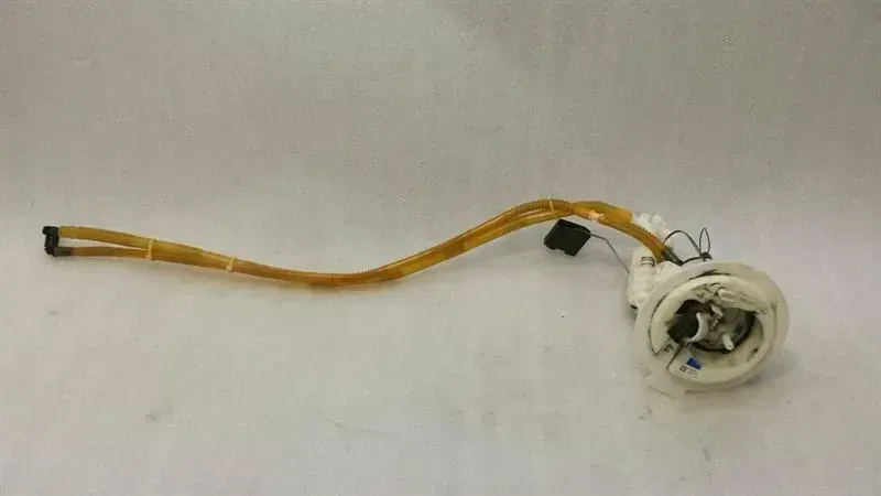 Mercedes CLS63 AMG W218 Fuel Transmitter Unit A2184700594 Fuel Pump