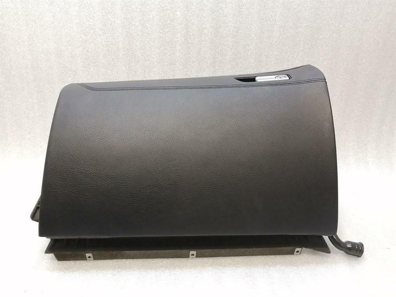 Mercedes ML W166 DESIGNO Glovebox A1666800991 RHD RIGHT HANDLEBAR