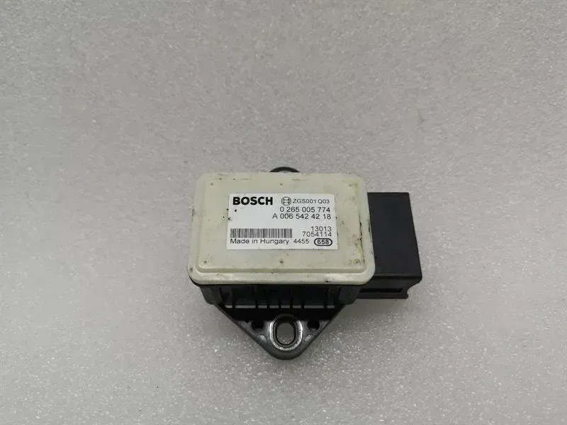 Mercedes G-Car W463 YAW RATE Sensor A0065424218 Rotary Rate Sensor