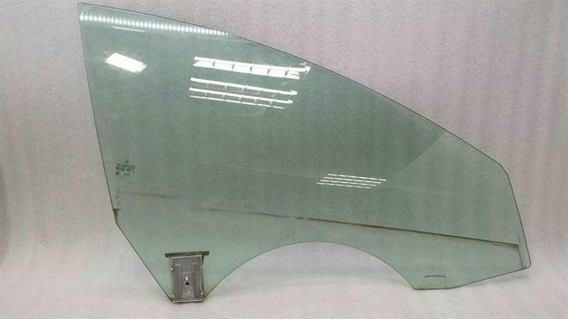 Mercedes CLS W218 right front door glass A2187250210 door window front right