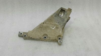 Mercedes CLS W218 Left Engine Mount A2782234904 Engine Holder