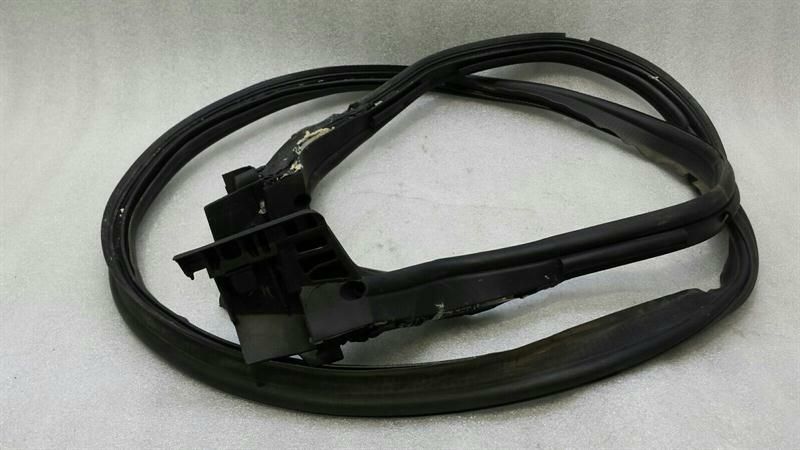 Mercedes SLK R172 boat lid seal A1727500098 trunk sealing frame