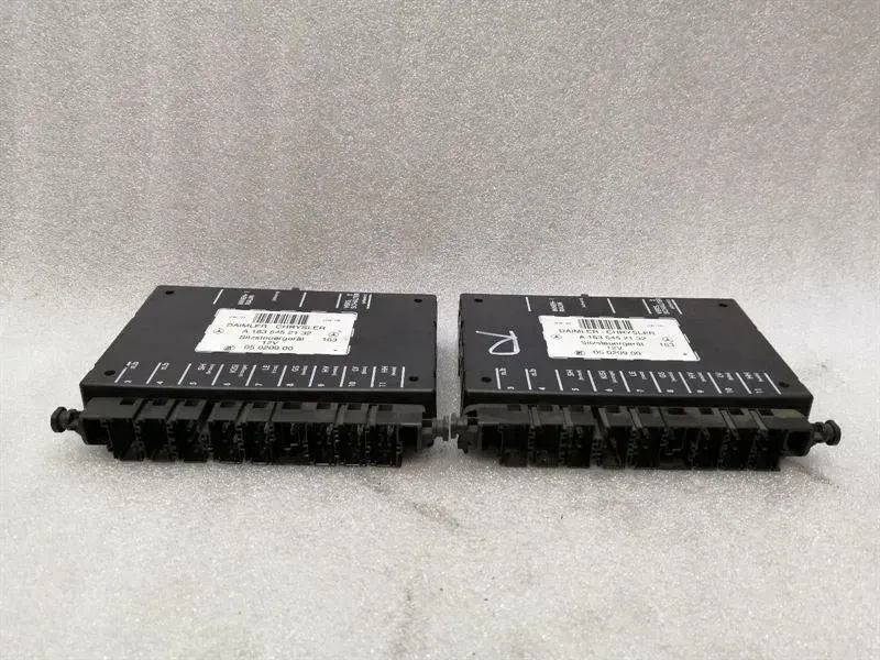 Mercedes ML55 W163 Seat Module Set Of 2 A1635452132 Seat Control Unit Set