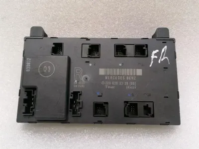 Mercedes CLK W209 Right Door Module A2098202226 Front Right Door Control Unit