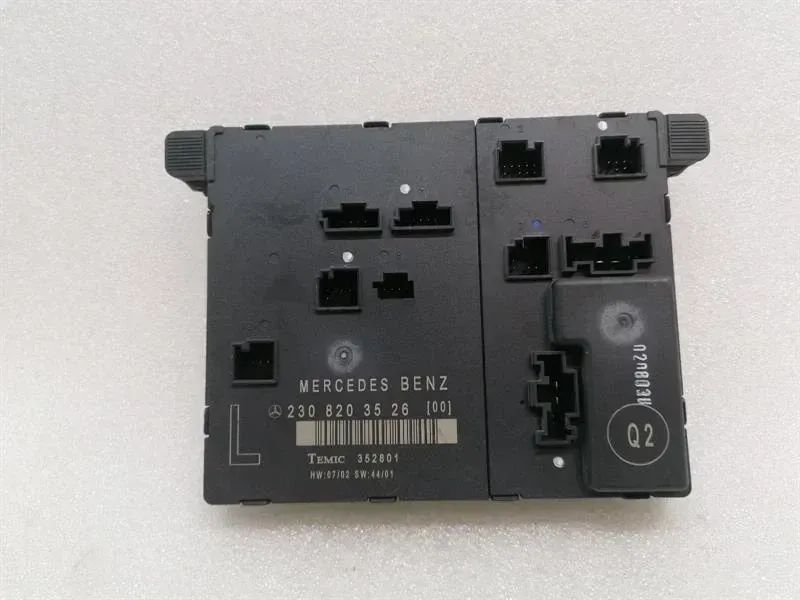 MERCEDES SL R230 Left Door Electronic module A2308203526 Links Tur Steuergerät