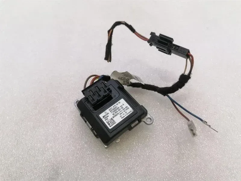Mercedes S-Class W220 Electronic Module A2218703858 Control Unit