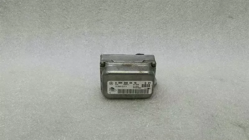Mercedes SLK R171 Yaw Rate Sensor A0045420418 Rotation Rate Sensor