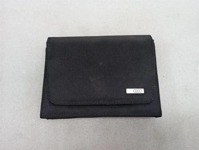 AUDI R8 4S PERFORMANCE SERVICE BOOKLET