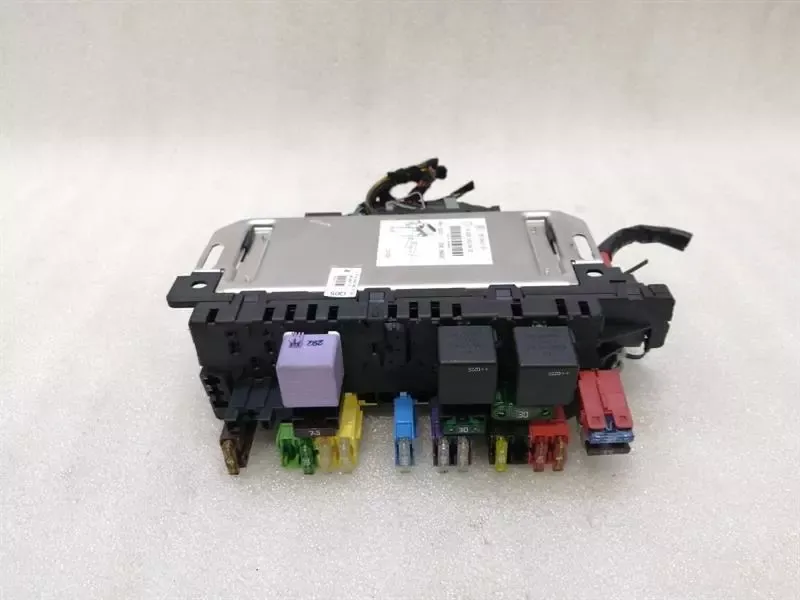 Mercedes SL R230 fuse box rear A0265453432 fuse box rear SAM