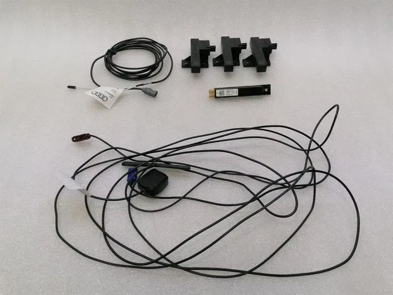 LAMBORGHINI HURRICANE LP 610-4 SPYDER Aerial / Antenna 8K0907247 Antenna