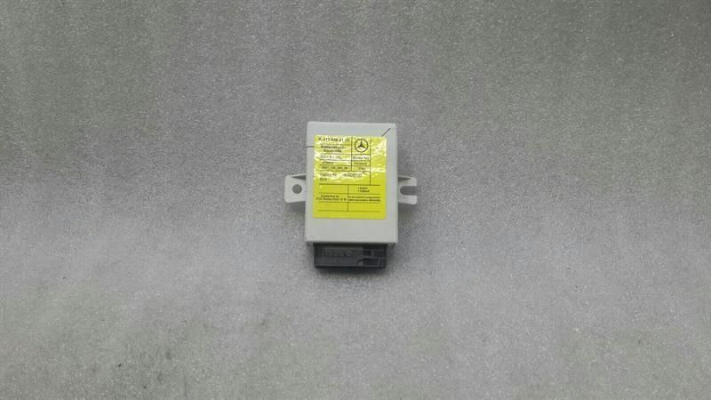 Mercedes E Class W211 Tyre Pressure Module A2118204126 Tire Pressure Control Unit