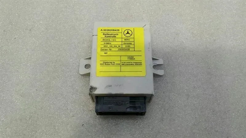Mercedes SL R230 Tyre Pressure Module A0028208426 Tyre Pressure Monitoring Module TPM