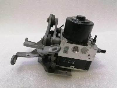 Mercedes C63 T204 W204 A.B.S Pump A1729012000 ABS Pump HYDRAULIC BLOCK AMG