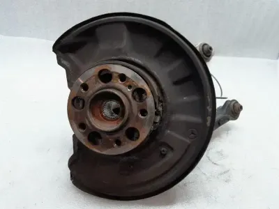 Mercedes C63 W204 Right Rear Hub A2043501441 Wheel Bearing Housing Rear Right Set