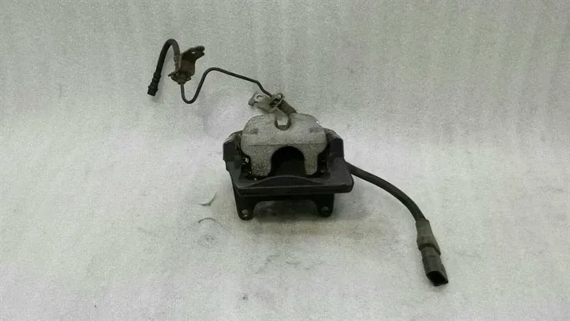 Audi S8 D3 Right Rear Caliper 4E0615404C rear right caliper PBM