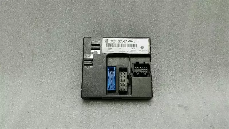 Audi S8 D3 Comfort module 4E0907289D on-board power supply control unit