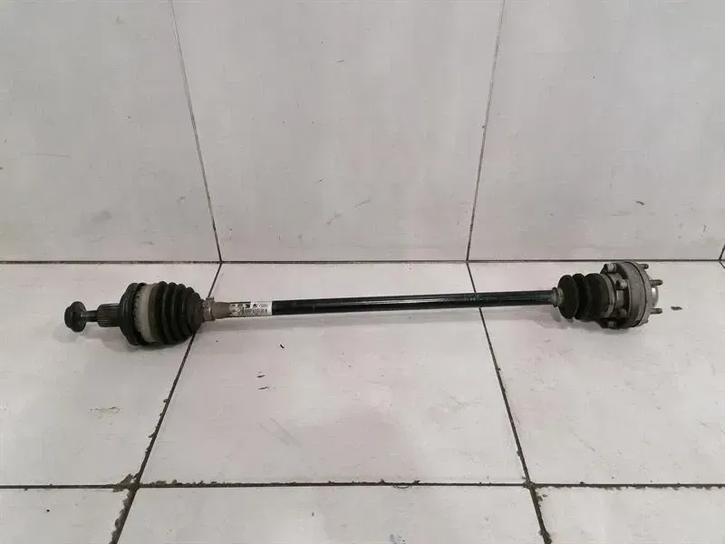 Audi R8 Type 42 V10 5.2 Right Front Drive Shaft 420407271A Drive Shaft Front R