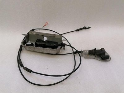 Audi R8 Type 42 V10 5.2 Spyder boot lock 4E0823509E tailgate lock