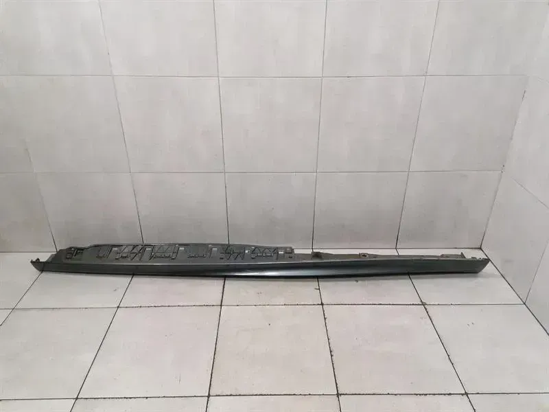 Audi R8 Type 42 V10 5.2 Spyder Side Skirt 420853855B Left Side Skirts