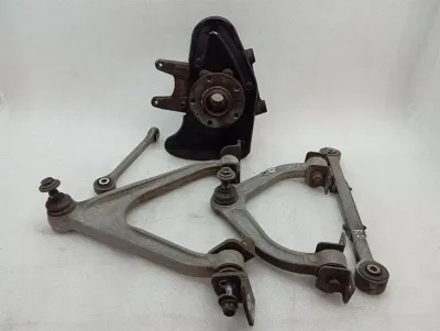 Audi R8 Type 42 V10 5.2 Spyder Right Rear Hub 420505434F Rear Wheel Bearing Housing