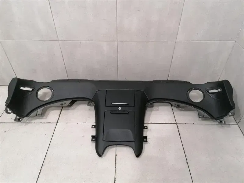 Audi R8 Type 42 V10 5.2 SPYDER Plot Shelf 427867477J Hat Pad LEATHER