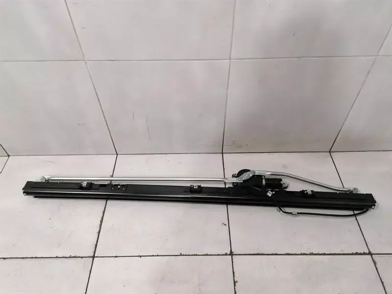 BMW 5 Series E60 Rear Sunshade Roll 51469143448 Rear Roll