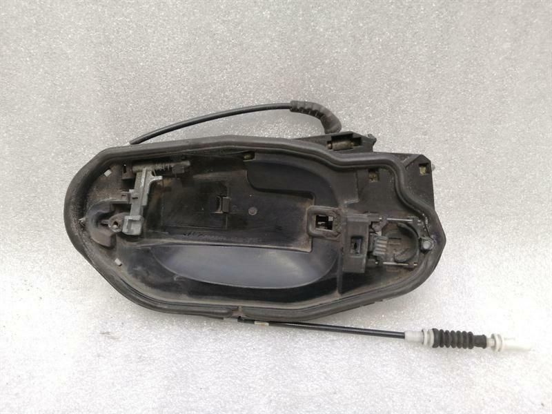 BMW 6 Series E63 door handle carrier 51217191599 door handle carrier left keyless