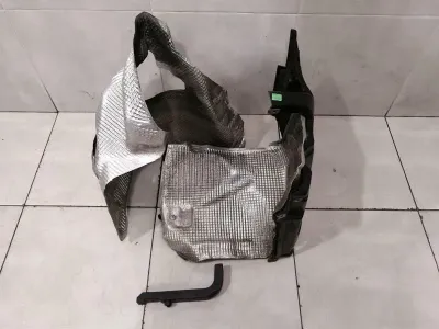 Porsche Panamera 970 rear RHS bumper bracket 97050563202 bumper holder right