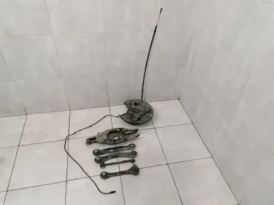 Mercedes SL R129 Right Rear Hub SET A2013502132 wheel bearing housing rear right