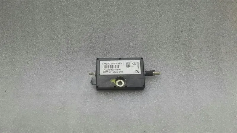 Mercedes SL R230 Aerial / Antenna A2308201889 Antenna Booster