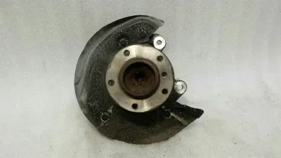 BMW 1 Series E87 Left Front Hub 6793923 wheel bearing housing front left