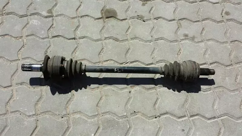 BMW 1 Series E87 Left Rear Drive Shaft 7547069 Drive Shaft Rear Left