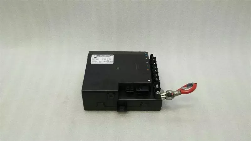 Mercedes S-class W221 onboard electronic supply A2215400401 fuse box