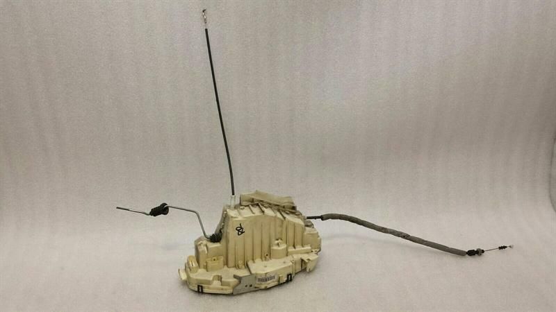 Mercedes S-Class W221 door lock rear right A2217301635 door lock rear right