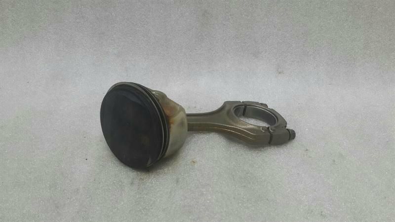 BMW 3 Series E92 E90 M3 PISTON CONROD 7840922 PISTON S65 4.0