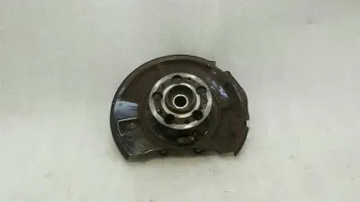 Mercedes E Class W211 Left Rear Hub A2113504508 Wheel Bearing Housing Rear Left