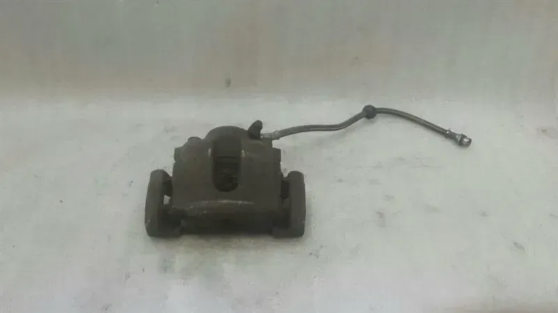 BMW Z4 E85 E86 right front caliper 6758114 caliper front right