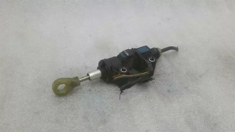 BMW Z4 E85 E86 Clutch Master Cylinder 6905898 Clutch Cylinder Master Cylinder