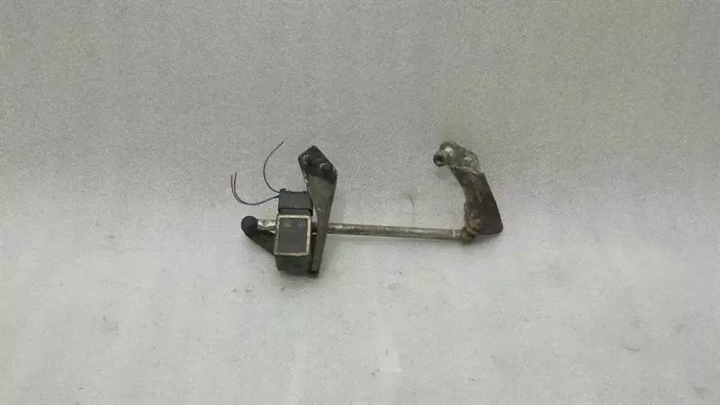 Mercedes CL W216 level sensor A0105427717 level sensor rear