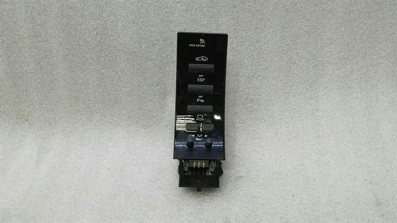 Mercedes CL W216 Panel Switch Block A2218703779 Switch Block