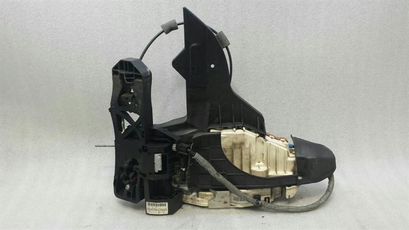 Mercedes CL W216 RHD Right Door Lock A2217206135 Right Handlebar