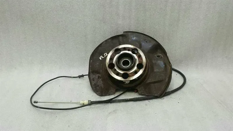 Mercedes SLK R171 Right Rear Hub A2033501408 Wheel Bearing Housing Rear Right