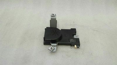 Audi S3 8P Aerial / Antenna 8P4035225D Antenna Amplifier