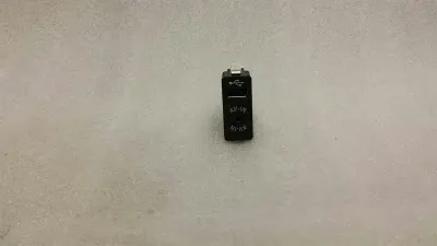 MINI COUNTRYMAN S R60 AUX IN 9264966 USB Input