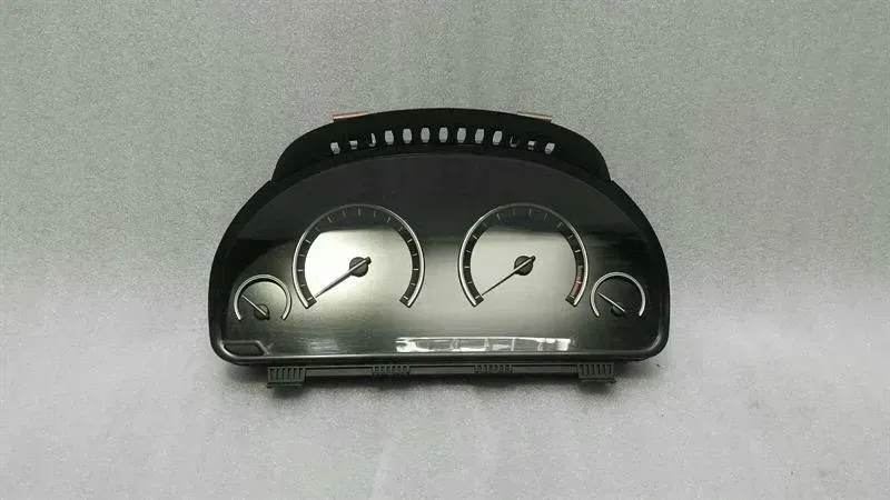 BMW 5 Series F07 GT Instrument Cluster 9220798 Speedometer 550i MPH