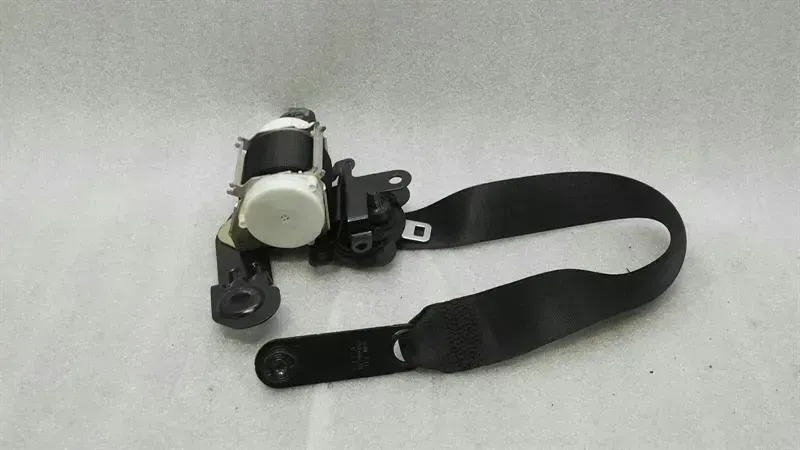 BMW 5 Series F07 GT rear seat belt 7233540 seat belt belt rear right.
