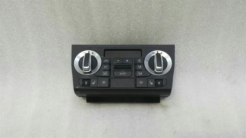 Audi S3 8P Car Climate Control 8P0820043BN Climate Control Panel