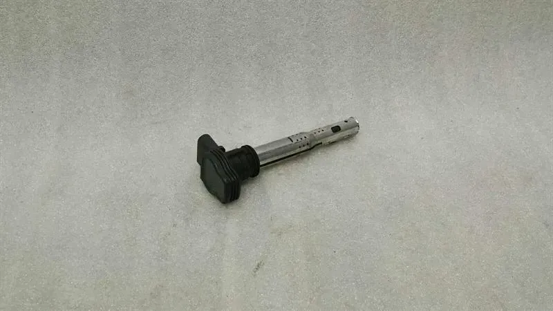 Audi S3 8P Injector 07K905715F Injection Nozzle 2.0 TFSI