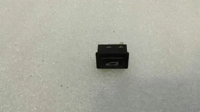 BMW 6 Series E63 Boot Switch 6921846 Tailgate Switch
