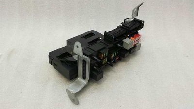 Mercedes E Class W212 Fuse Box A2129009622 Fuse Box SAM